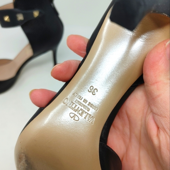Valentino Accents Rockstud Leather Sandals 36 - Picture 5 of 12
